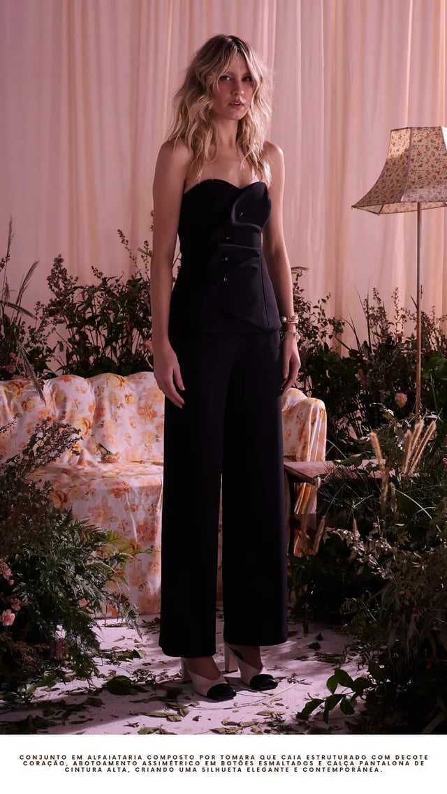 Conjunto Tomara que Caia e Calça